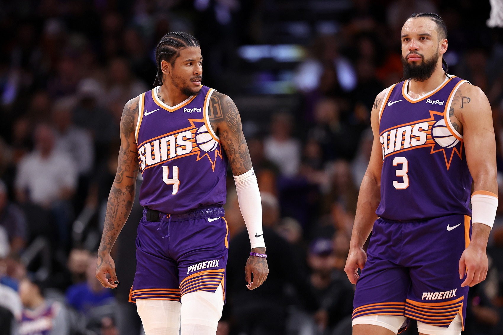 AG体育官方网站-记者：火箭连续两季横扫太阳 区别是KD&amp;杰伦·格林/狄龙互换阵营